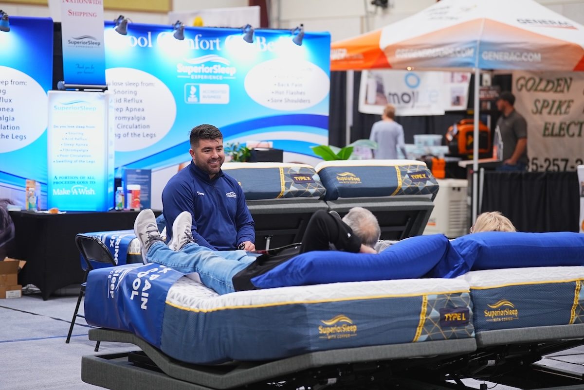 Homeowners and exhibitors at a Nationwide Expos home show, photo 2
