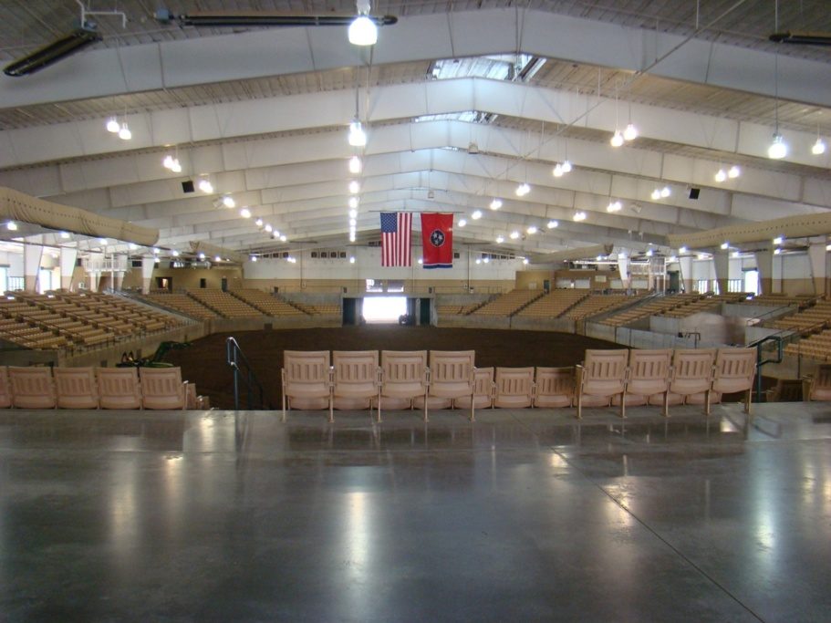 Homeowners and exhibitors at a Nationwide Expos home show, photo 7